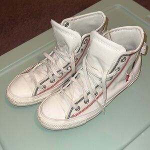 Converse high top